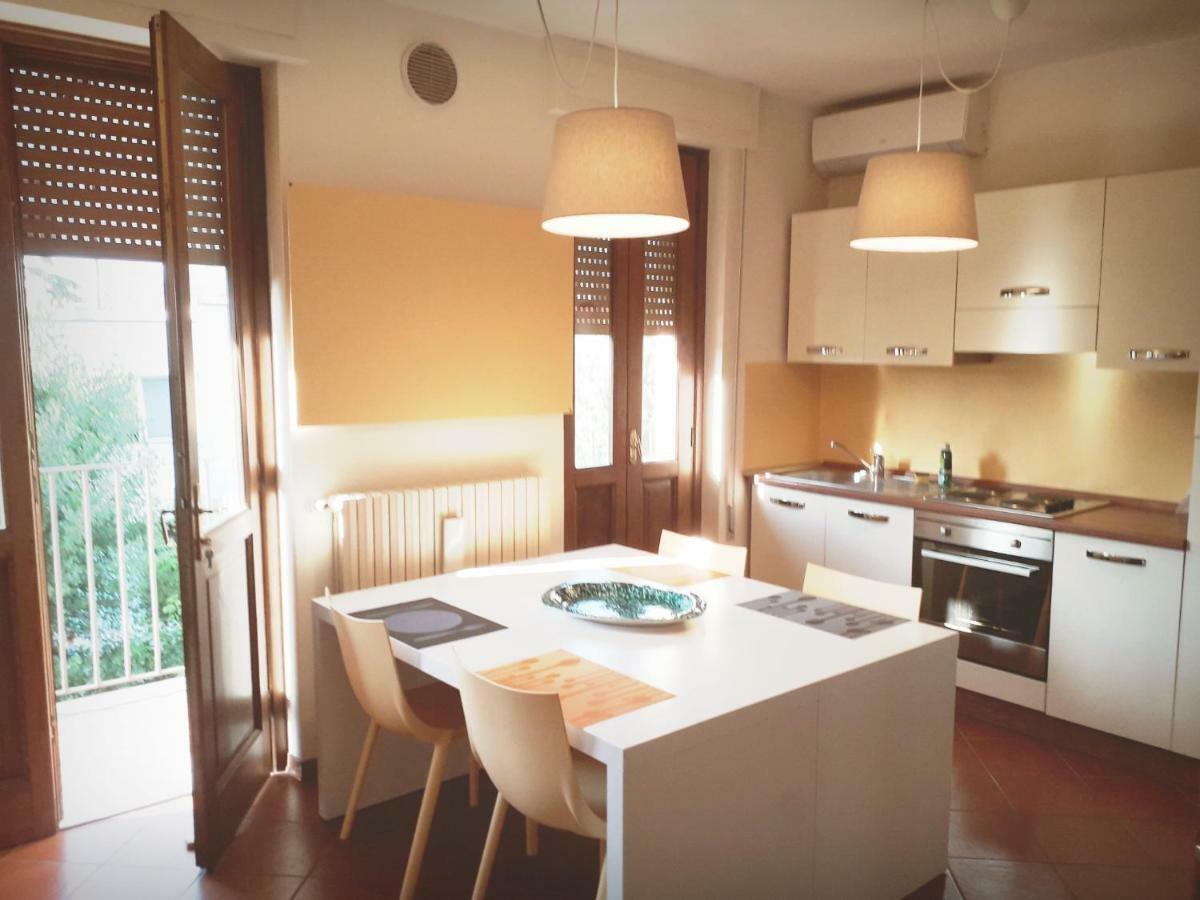 Home Sweet Home Affittacamere - Λούκα Εξωτερικό φωτογραφία